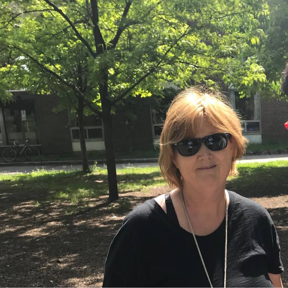 Meet your Posher, Deborah